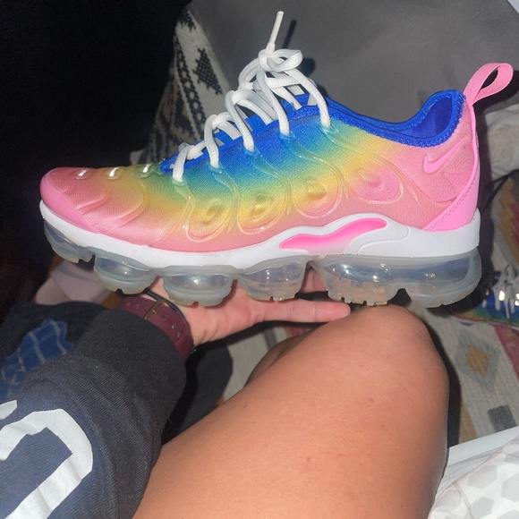 Nike Shoes - Nike Vapor Max women’s size 7
